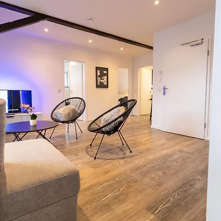 Fewomo, Historisches Moselflair Apartment, 6 Personen, Stilvoll&komfortabel Für Deinen Urlaub Apartment *