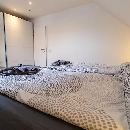 公寓 Fewomo, Historisches Moselflair Apartment, 6 Personen, Stilvoll & Komfortabel Fuer Deinen Urlaub