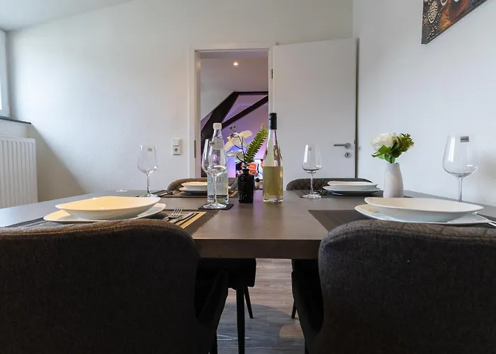 Fewomo, Historisches Moselflair Apartment, 6 Personen, Stilvoll&komfortabel Für Deinen Urlaub Apartment *